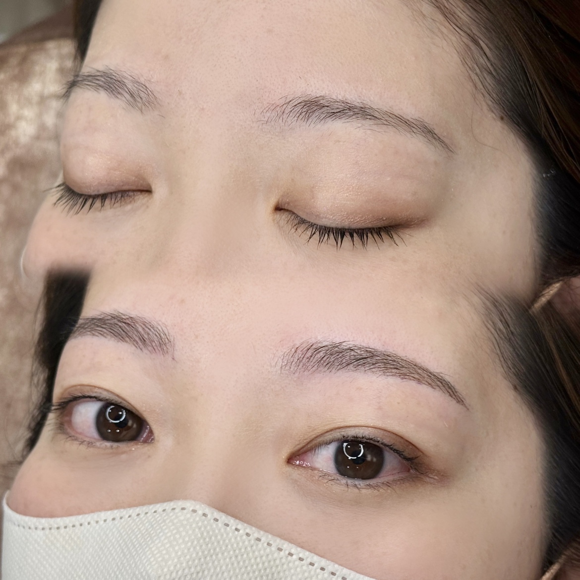 医療アートメイク症例写真　眉｜毛並み＋パウダー｜平行アーチ眉　東京・恵比寿のアートメイクラボ